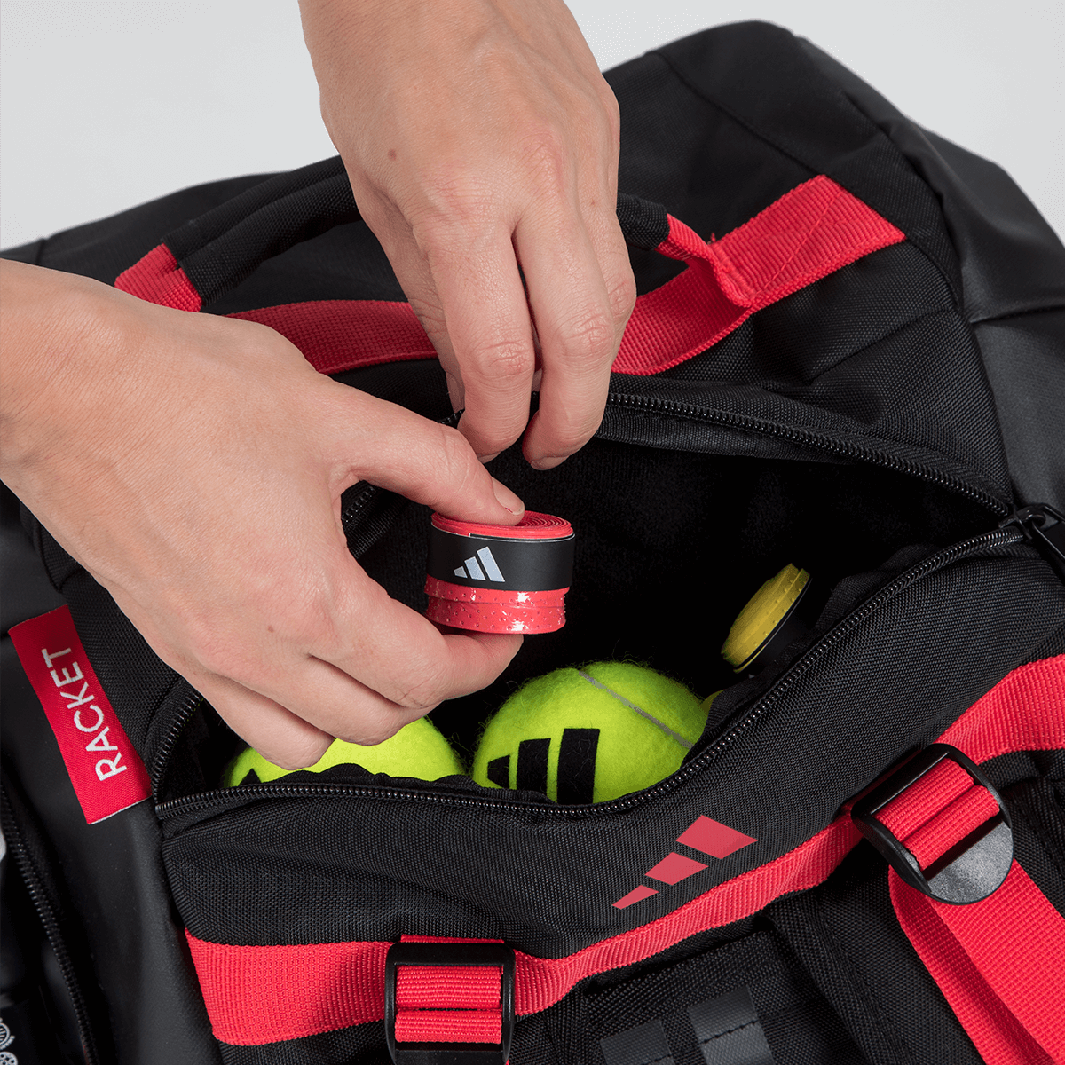 ADIDAS RACKETBAG TOUR BLACK 3.4 (2025)